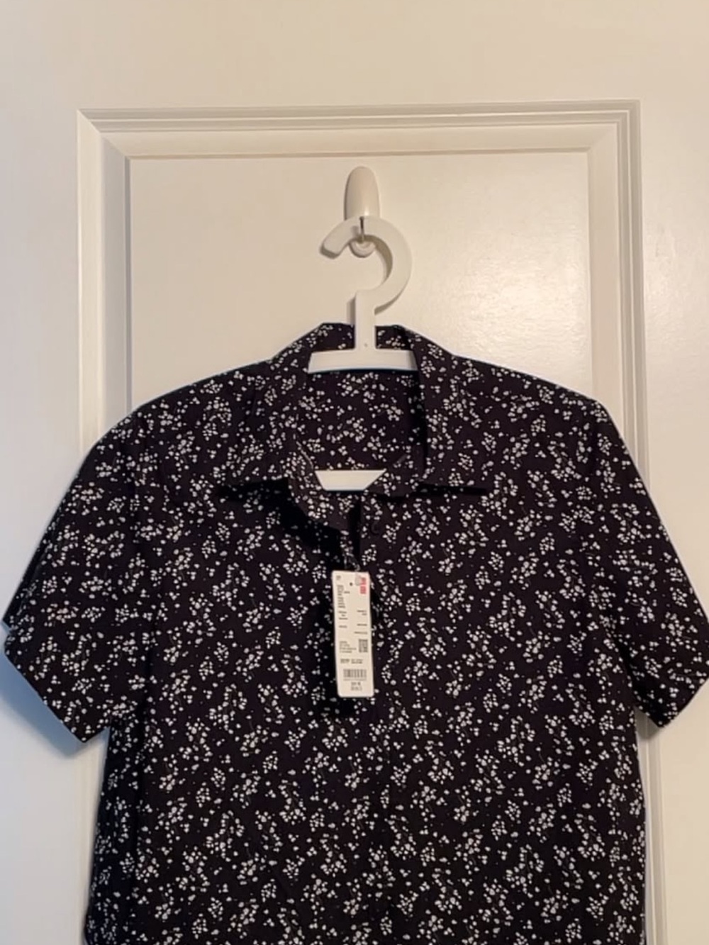 Uniqlo Black Short-Sleeve Cotton Shirt with White Floral Dots